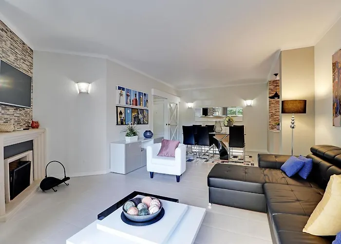 Design 1 With Pool By Homing Vilamoura