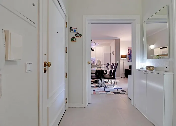 Design 1 With Pool By Homing Appartement