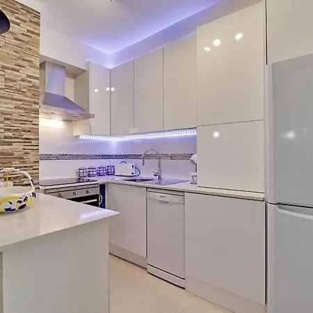 Design 1 With Pool By Homing