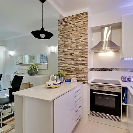 Apartment Design 1 With Pool By Homing *