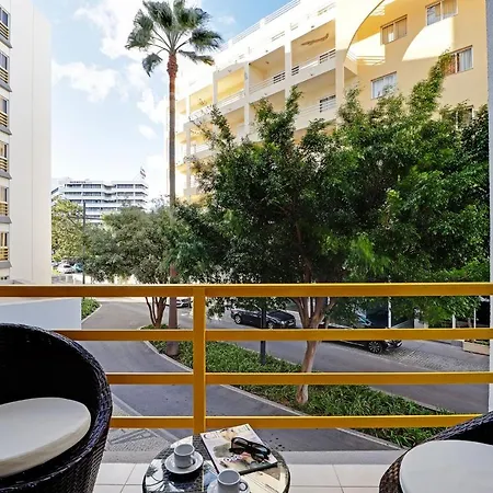 Design With Pool By Homing Vilamoura